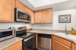 5855 N Kolb Rd, Tucson, AZ 85750 - Photo 9