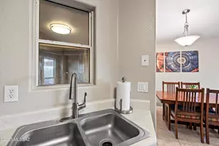 2228 W Silverbell Tree Dr, Tucson, AZ 85745 - Photo 11