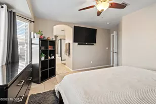 2228 W Silverbell Tree Dr, Tucson, AZ 85745 - Photo 17