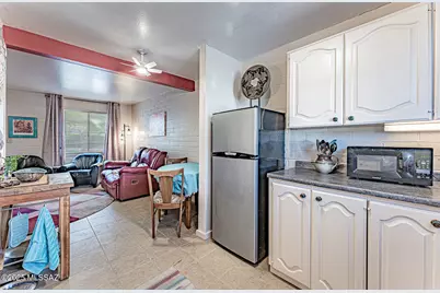 329 S Paseo Tierra #A, Green Valley, AZ 85614 - Photo 7