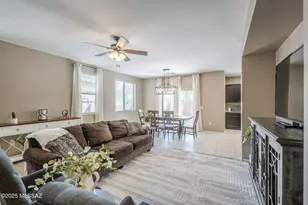 697 W Calle Ocarina, Sahuarita, AZ 85629 - Photo 9