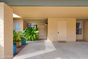 7823 E Rosewood St, Tucson, AZ 85710 - Photo 3