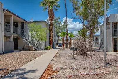 1620 N Wilmot Road #UNIT P283, Tucson, AZ 85712 - Photo 21