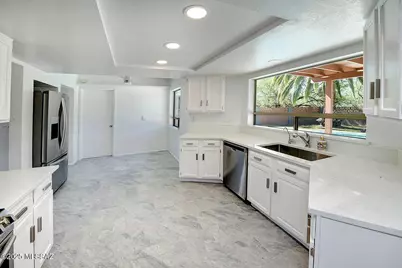 7335 N Casablanca Drive, Tucson, AZ 85704 - Photo 13