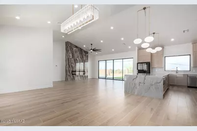 3901 W Ironwood Hill Drive, Tucson, AZ 85745 - Photo 13