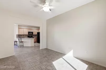 897 N Delacroix Drive, Green Valley, AZ 85614 - Photo 15