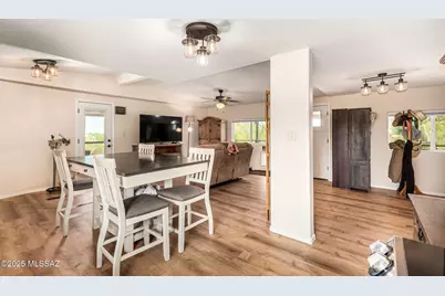 6181 N Bobcat Lane, Tucson, AZ 85743 - Photo 3