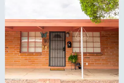 910 N Alvernon Way #B, Tucson, AZ 85711 - Photo 3