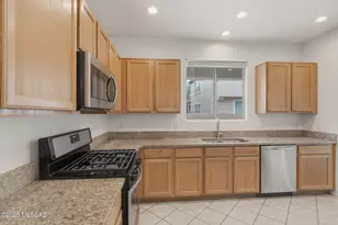 528 E Calle Escora, Sahuarita, AZ 85629 - Photo 11