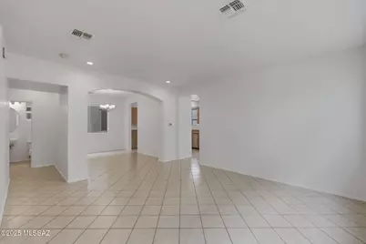528 E Calle Escora, Sahuarita, AZ 85629 - Photo 5