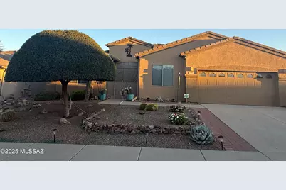 506 N Michelangelo Drive, Green Valley, AZ 85614 - Photo 1