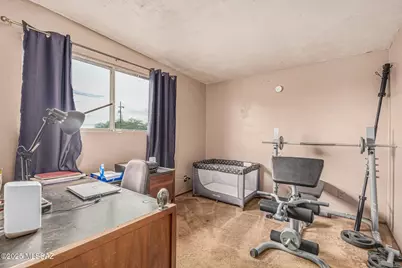 8010 E 18th Place, Tucson, AZ 85710 - Photo 29