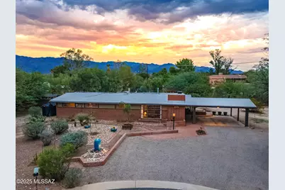 6945 E Arrowhead Place, Tucson, AZ 85715 - Photo 1