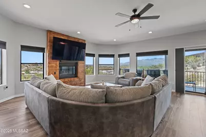 4911 W Placita De Los Vientos, Tucson, AZ 85745 - Photo 11