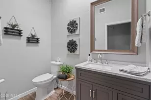 4911 W Placita De Los Vientos, Tucson, AZ 85745 - Photo 19