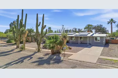 6052 E 17th Street, Tucson, AZ 85711 - Photo 1