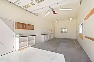 10041 E Rayann Pl, Tucson, AZ 85749 - Photo 33