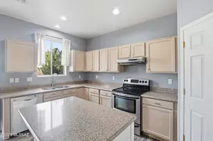 52 W Camino Rio Cebolla, Sahuarita, AZ 85629 - Photo 17