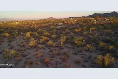 2929 Sunrock Lane, Tucson, AZ 85745 - Photo 3