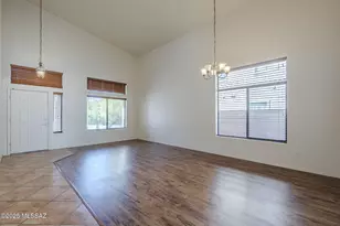 7466 W Crimson Ridge Dr, Tucson, AZ 85743 - Photo 3