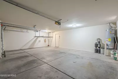 7466 W Crimson Ridge Drive, Tucson, AZ 85743 - Photo 37