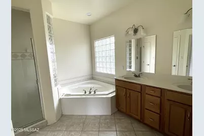 742 Via Vanilla, Rio Rico, AZ 85648 - Photo 13