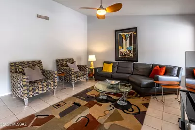 63648 E Edgeview Lane, Tucson, AZ 85739 - Photo 13