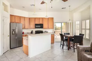 13497 N Holly Grape Dr, Marana, AZ 85658 - Photo 9