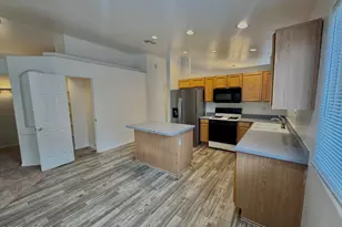 6070 N Panorama Park Dr, Tucson, AZ 85704 - Photo 9