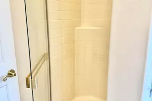 6070 N Panorama Park Dr, Tucson, AZ 85704 - Photo 29