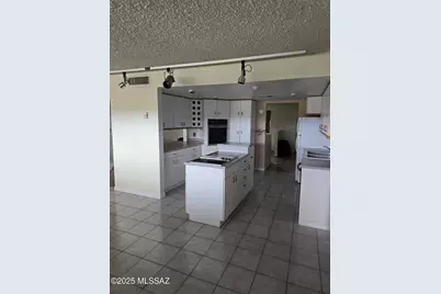 734 S Hermosa Drive, Benson, AZ 85602 - Photo 9