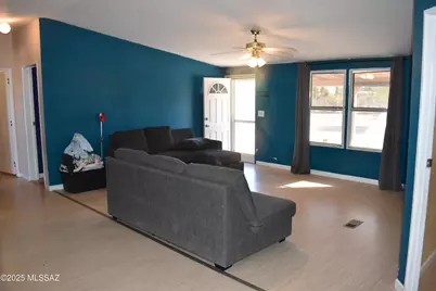 10305 W Orange Grove Unit #3 Road, Tucson, AZ 85743 - Photo 7