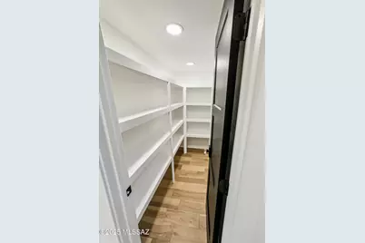 8172 E Galinda Drive, Tucson, AZ 85750 - Photo 9