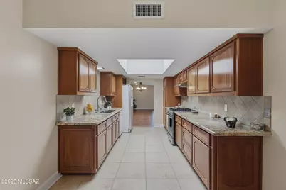 3938 S Placita De La Moneda, Green Valley, AZ 85622 - Photo 13