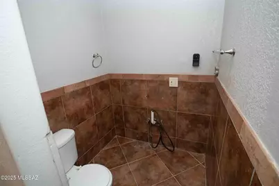 33 E Walker Place, Tucson, AZ 85706 - Photo 17