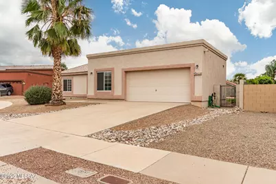 8622 E Olinga Court, Tucson, AZ 85747 - Photo 3