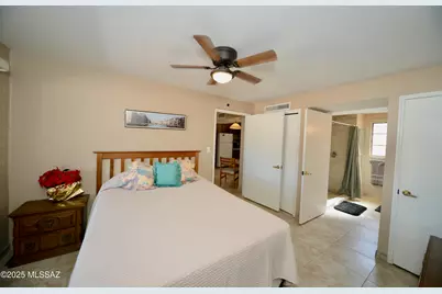 401 W Esperanza Boulevard #A, Green Valley, AZ 85614 - Photo 15