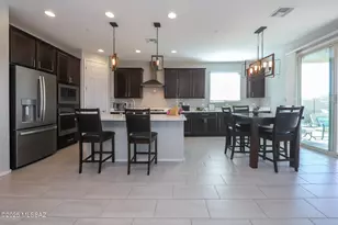 9770 S Desert Flint Dr, Tucson, AZ 85747 - Photo 7