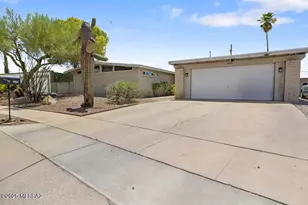 8908 E Maple Leaf Dr, Tucson, AZ 85710 - Photo 41