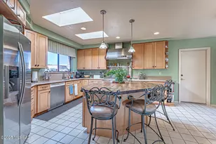 2051 W Via Del Picamaderos, Green Valley, AZ 85622 - Photo 11