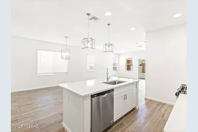 756 W Calle Cubeta, Sahuarita, AZ 85629 - Photo 1