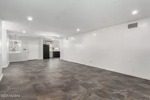 225 W 1st St, Tucson, AZ 85705 - Photo 15