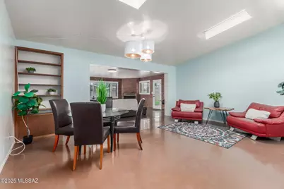 2215 E Calle Alta Vista, Tucson, AZ 85719 - Photo 7
