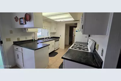 302 N Sage Street, Pearce, AZ 85625 - Photo 5