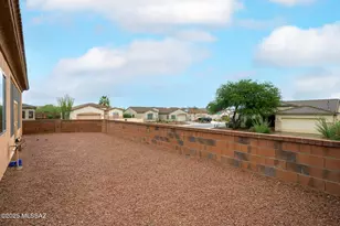 88 N Kokomo Dr, Green Valley, AZ 85614 - Photo 29