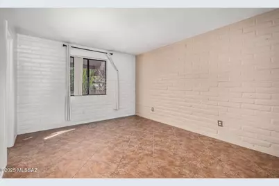 741 S Abrego Drive, Green Valley, AZ 85614 - Photo 17
