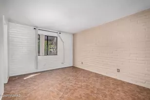 741 S Abrego Dr, Green Valley, AZ 85614 - Photo 17