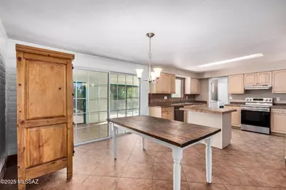 741 S Abrego Drive, Green Valley, AZ 85614 - Photo 11