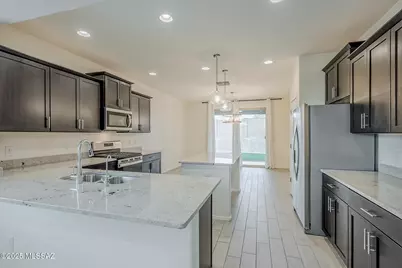 860 W Calle Nicoya, Sahuarita, AZ 85629 - Photo 7