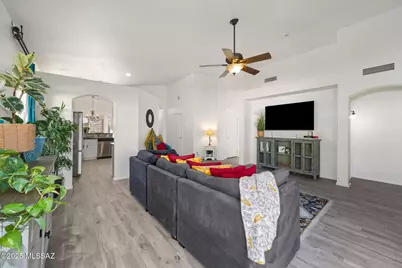 7589 E Via Los Arbustos, Tucson, AZ 85750 - Photo 29